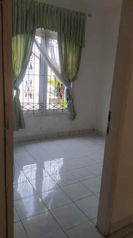 dijual rumah cibubur country