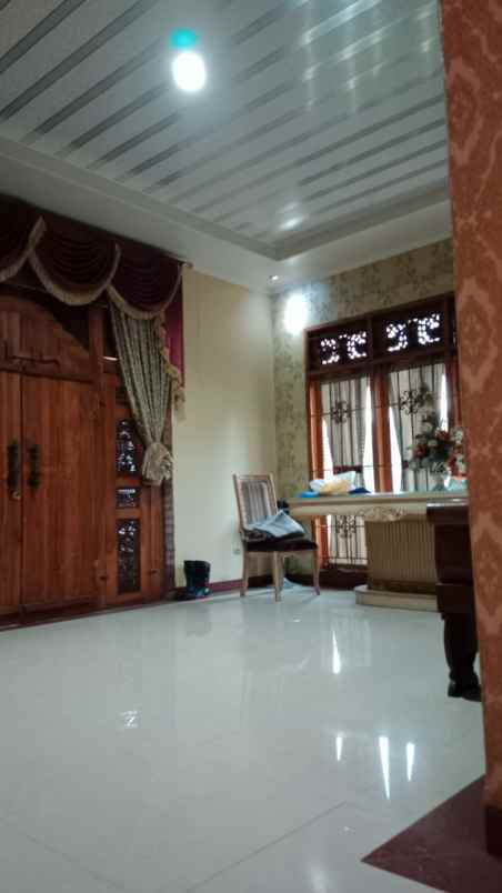 dijual rumah cibubur jakarta timur