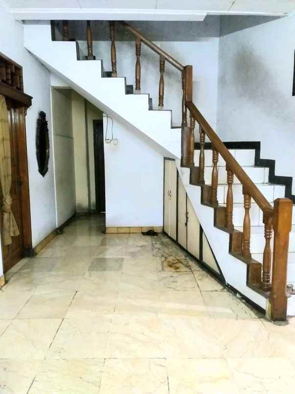 dijual rumah ciledug kota tangerang banten