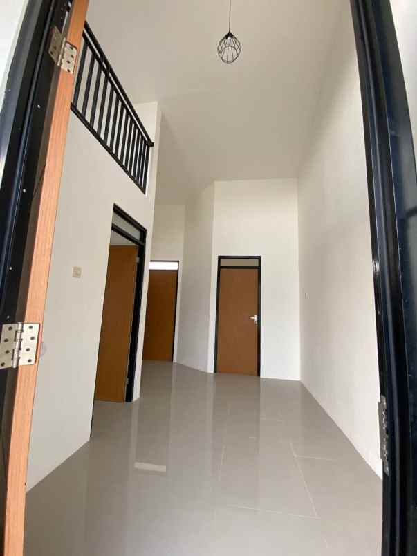 dijual rumah cipayung