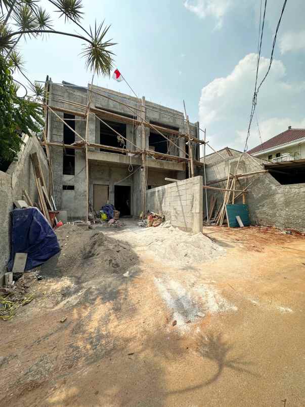 dijual rumah cipayung