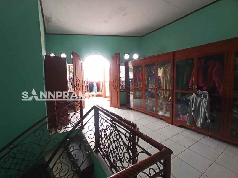 dijual rumah cipedak