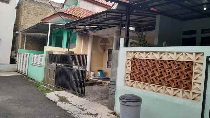 dijual rumah cipedak jagakarsa jakarta