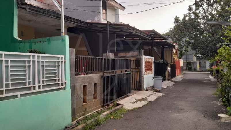 dijual rumah cipedak jagakarsa jakarta