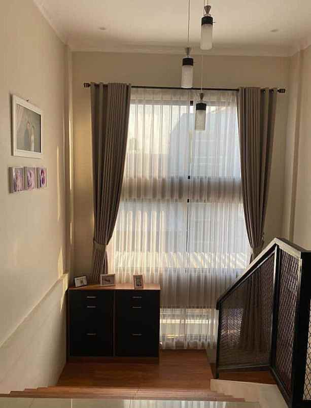 dijual rumah cisaranten kulon