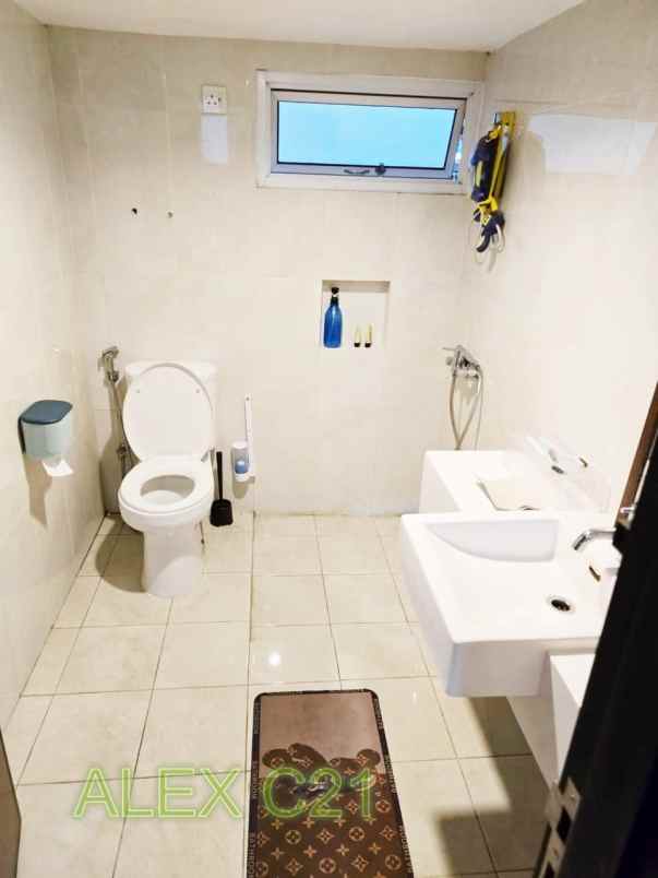 dijual rumah citra garden 7 kalideres