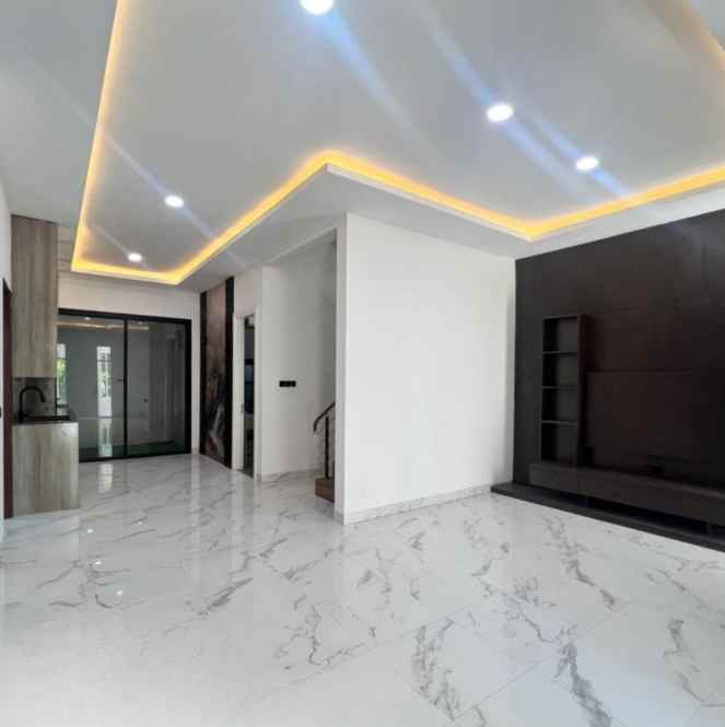 dijual rumah citraland taman puspa raya