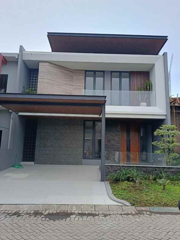 dijual rumah citraland woodland