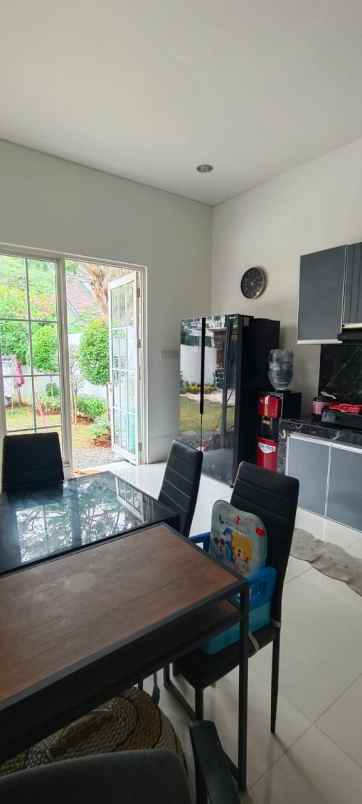 dijual rumah cluster brawijaya