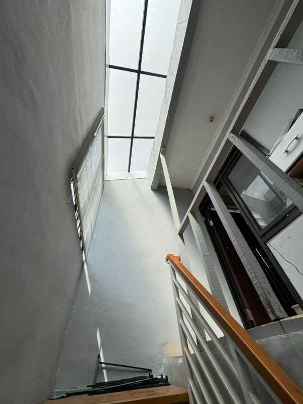 dijual rumah cluster green caraka