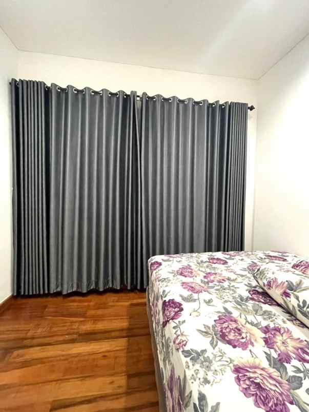 dijual rumah cluster jura metland