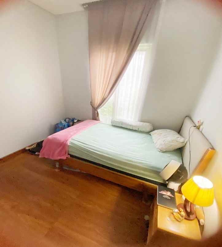 dijual rumah cluster kahuripan park kel