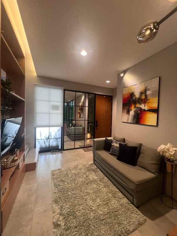 dijual rumah cluster o2 grand wisata bekasi