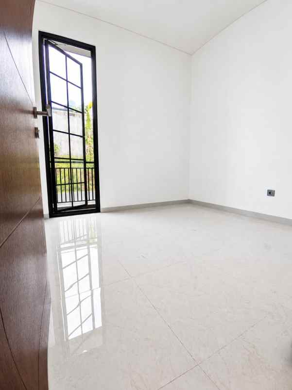 dijual rumah cluster pondok hijau