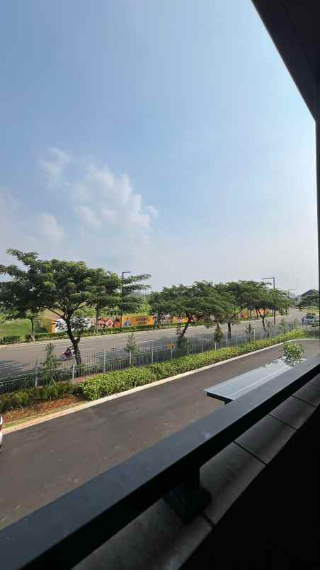 dijual rumah cluster regia summarecon