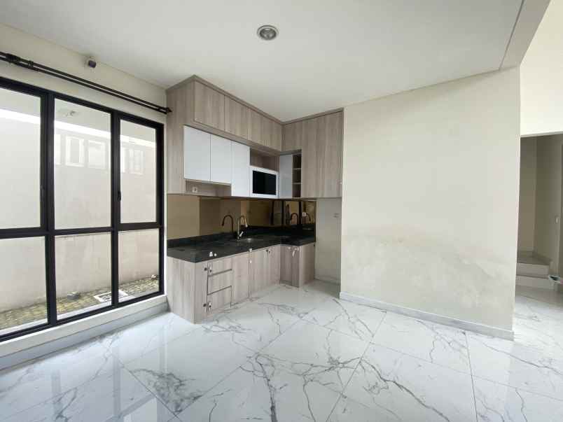 dijual rumah cluster semayang asya jgc