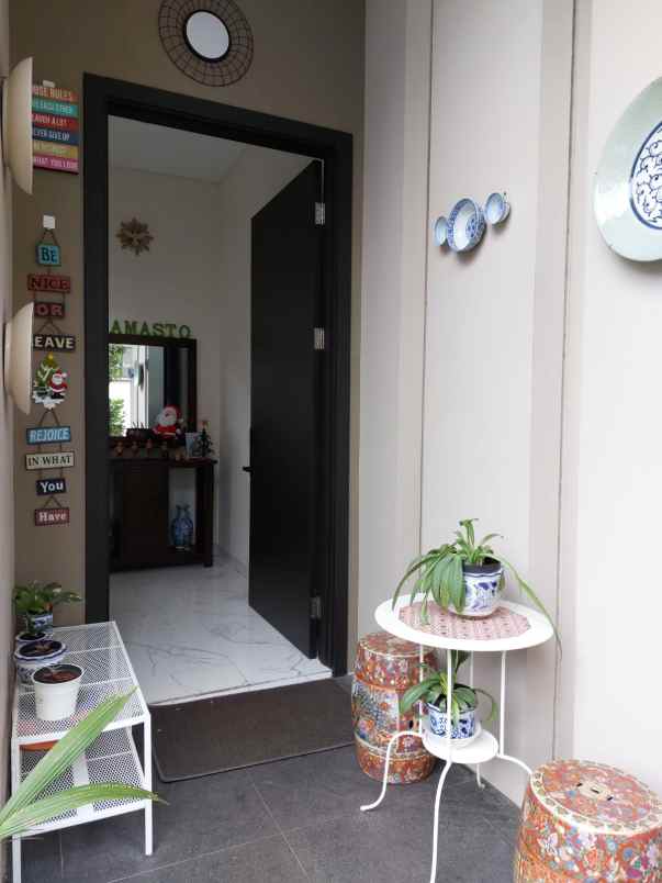 dijual rumah cluster semayang jakarta