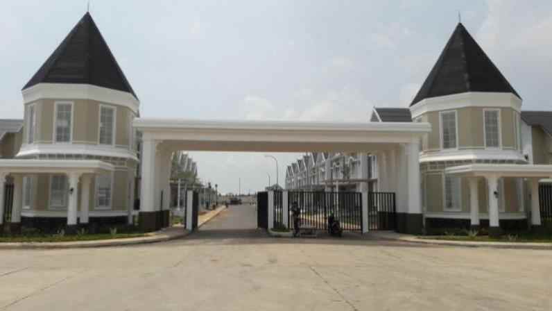 dijual rumah cluster thames jgc