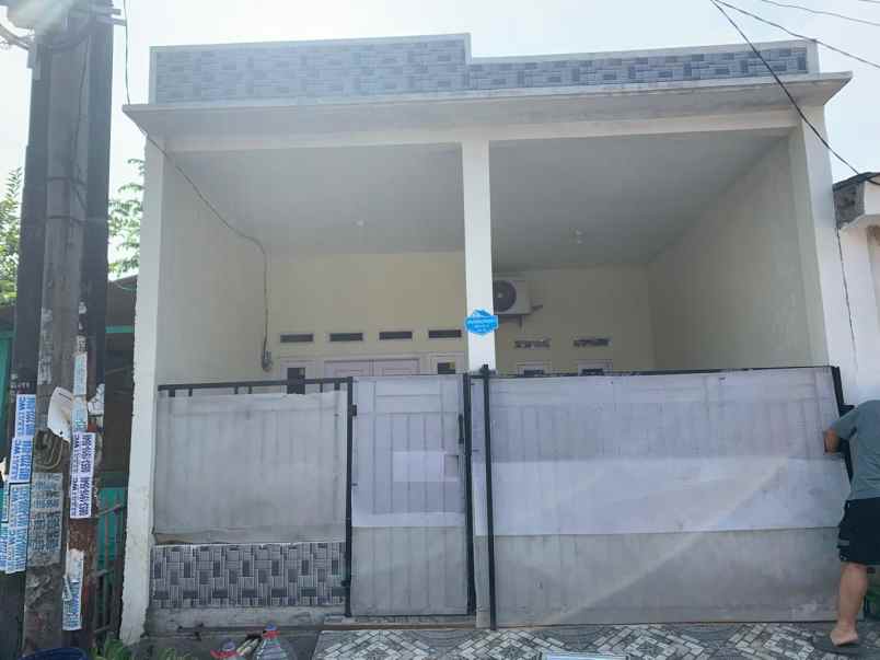 dijual rumah cluster villa gading harapan 1