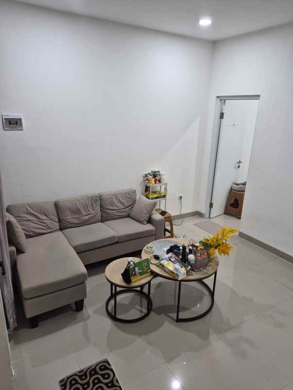 dijual rumah cluster viona karawaci
