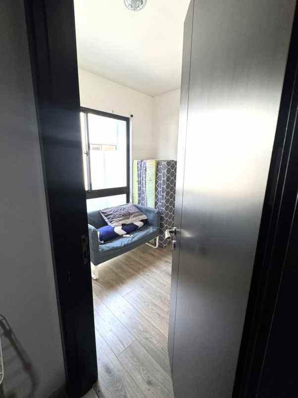 dijual rumah cluster wisteria metland