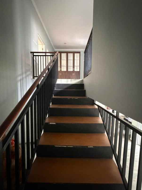 dijual rumah dalam komplek di cakung jakarta timur