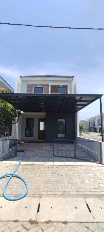 dijual rumah damarsi