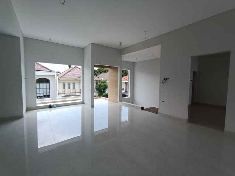 dijual rumah dekat gwalk citraland