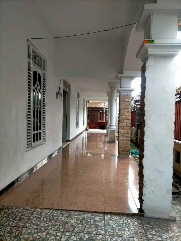 dijual rumah dekat kampus brawijaya kota malang