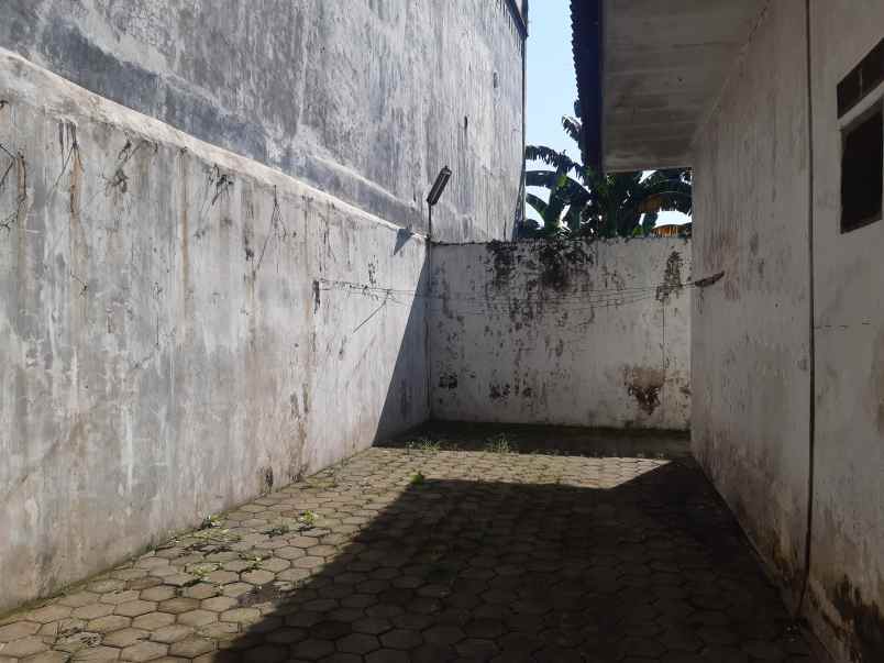 dijual rumah dekat kampus jember