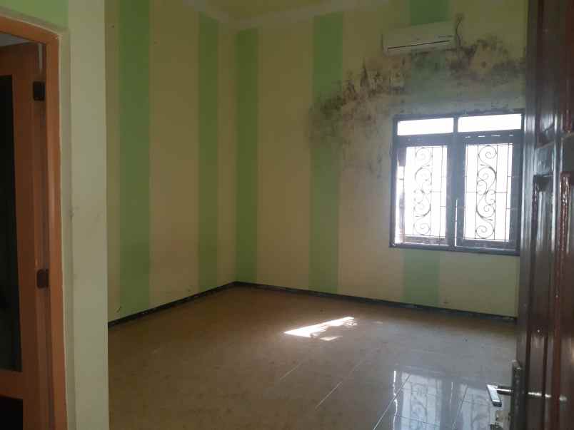 dijual rumah dekat kampus jember