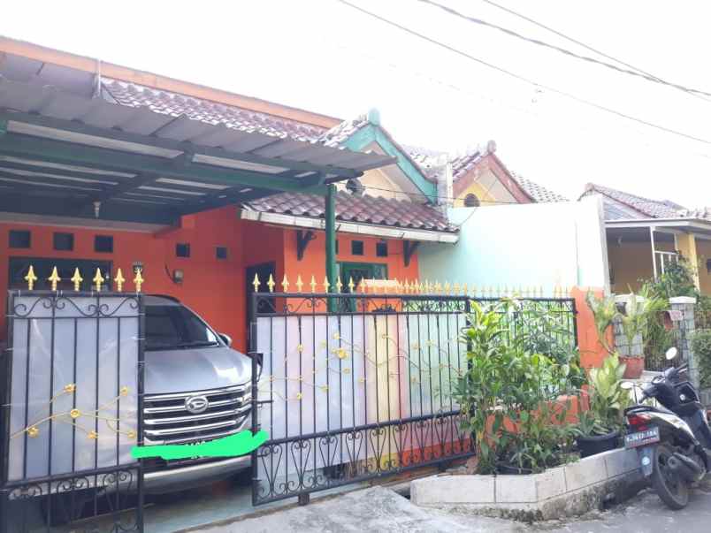 dijual rumah dekat summarecon di duta harapan bekasi