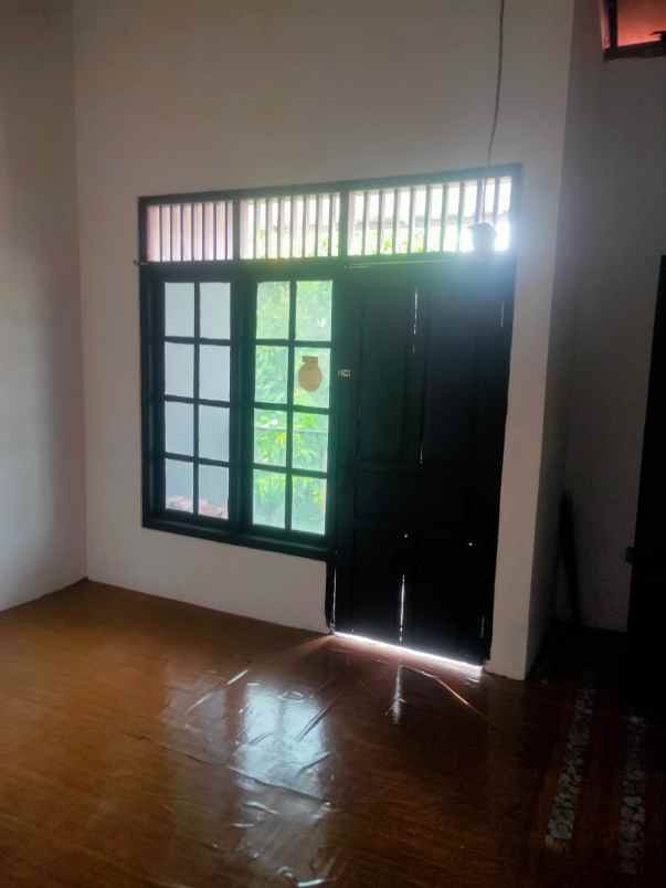 dijual rumah deket rsud depok sawangan