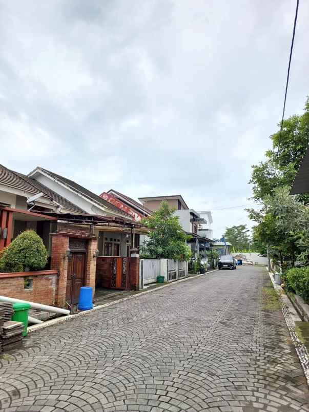 dijual rumah denokan maguwoharjo sleman