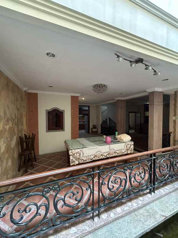 dijual rumah dharmahusada regency