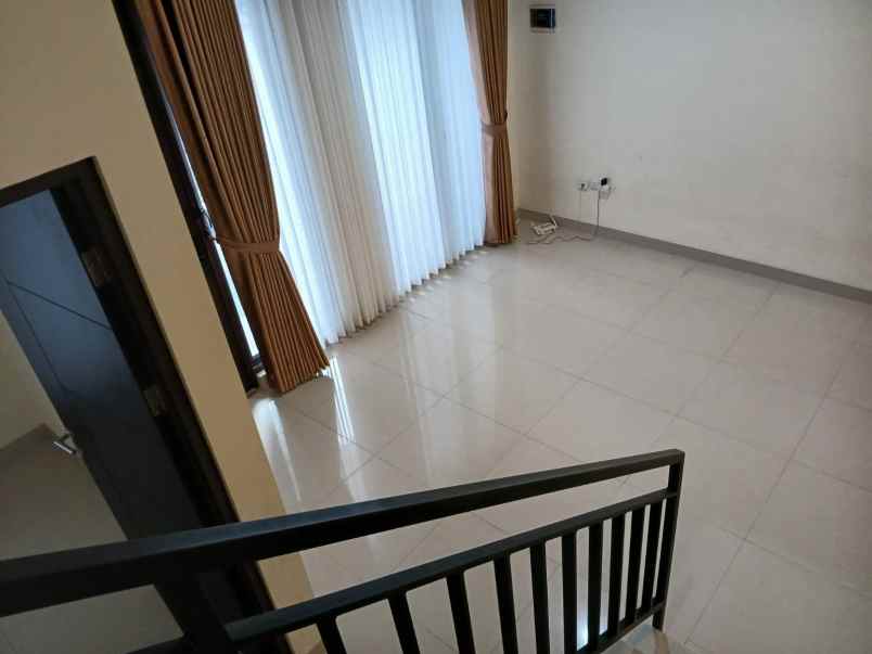 dijual rumah di asana residence cikeas