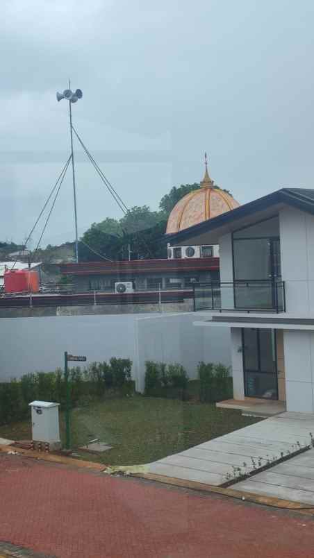 dijual rumah di cendana cove lippo karawaci tangerang