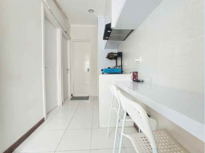 dijual rumah di cluster anarta vanya park