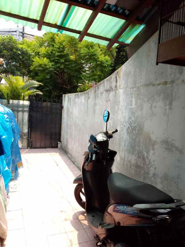 dijual rumah di menteng dalam tebet jakarta selatan