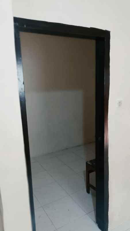 dijual rumah dinoyo