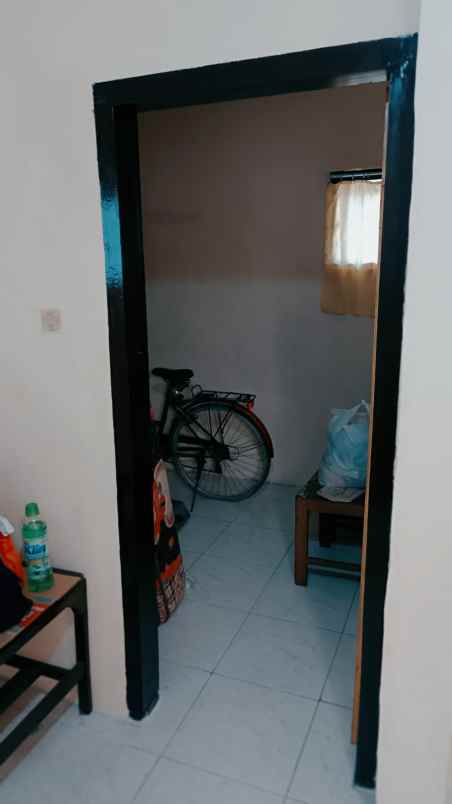 dijual rumah dinoyo