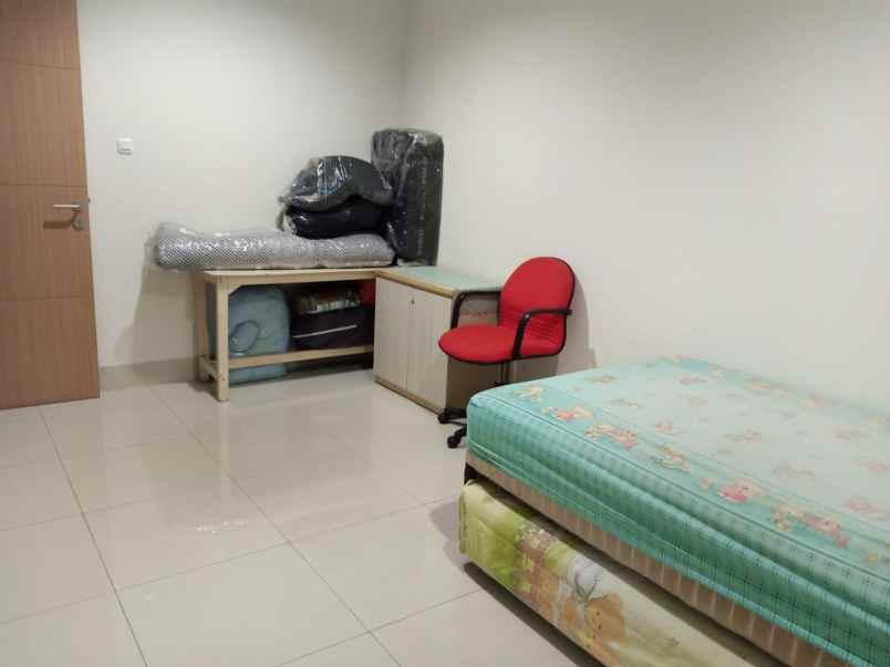 dijual rumah duri kepa