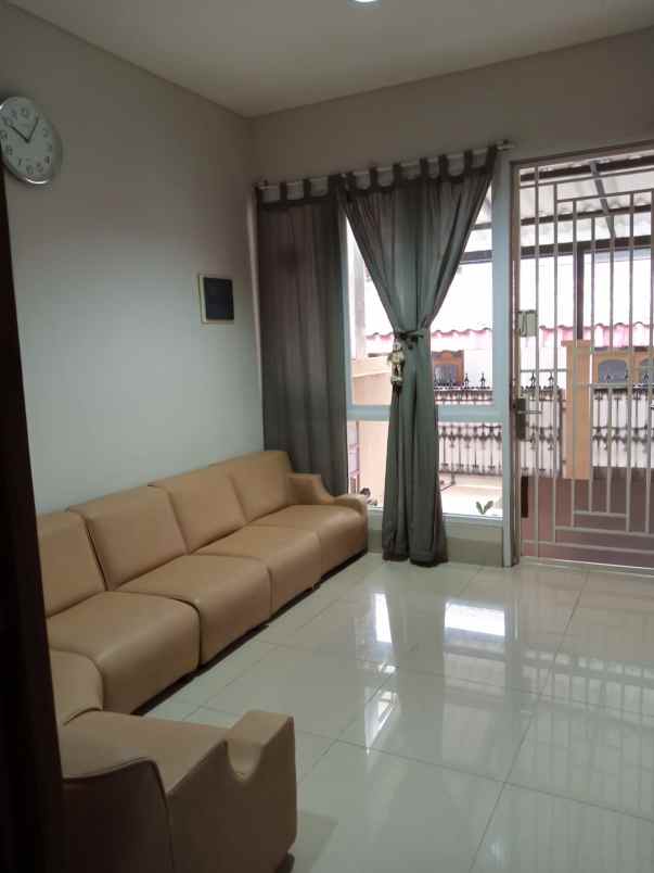 dijual rumah duri kepa