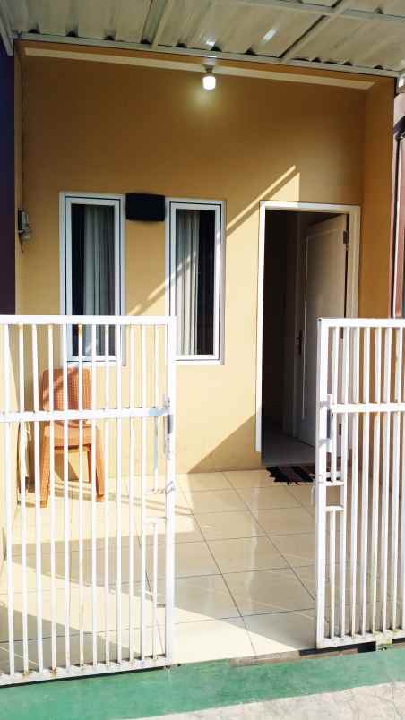 dijual rumah duta bintaro