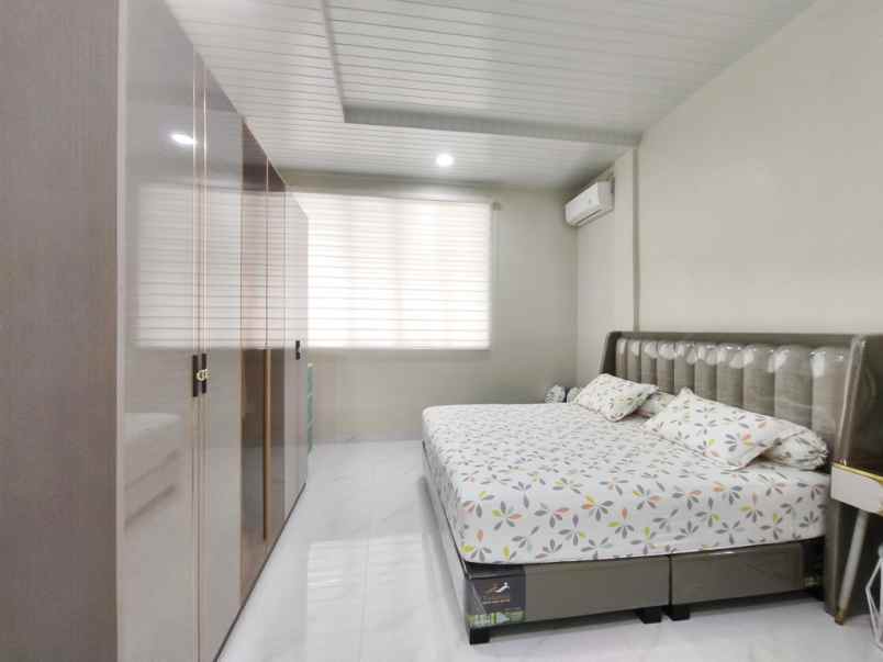 dijual rumah furnished komplek brayan city medan medan