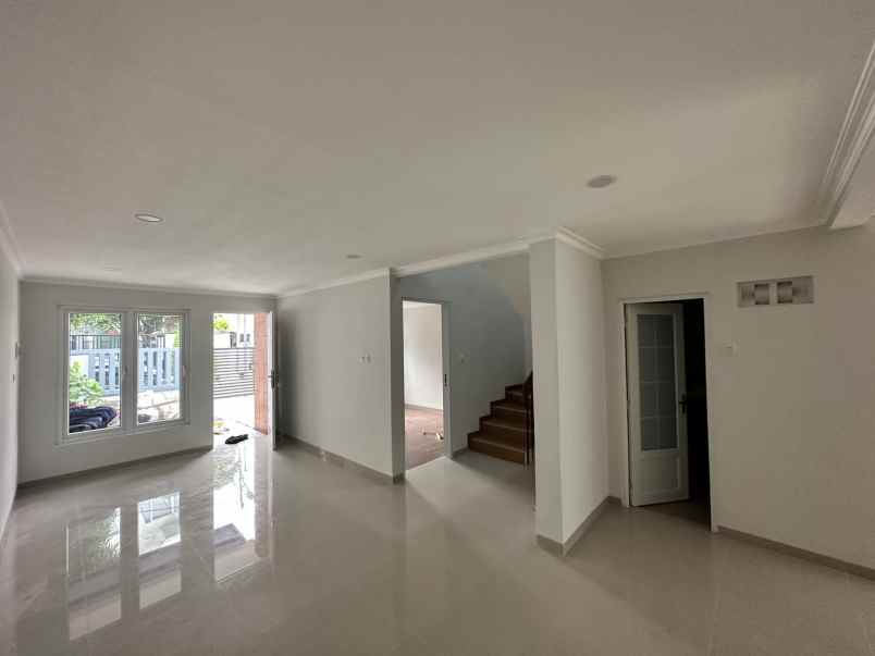 dijual rumah gading harmoni kelapa gading