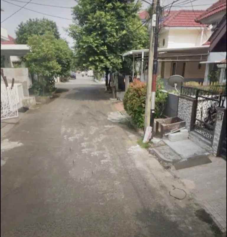 dijual rumah galaxy bekasi selatan