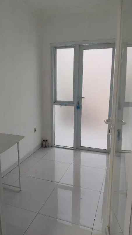 dijual rumah graha raya bintaro