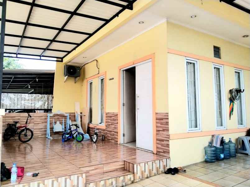 dijual rumah grand view karawaci