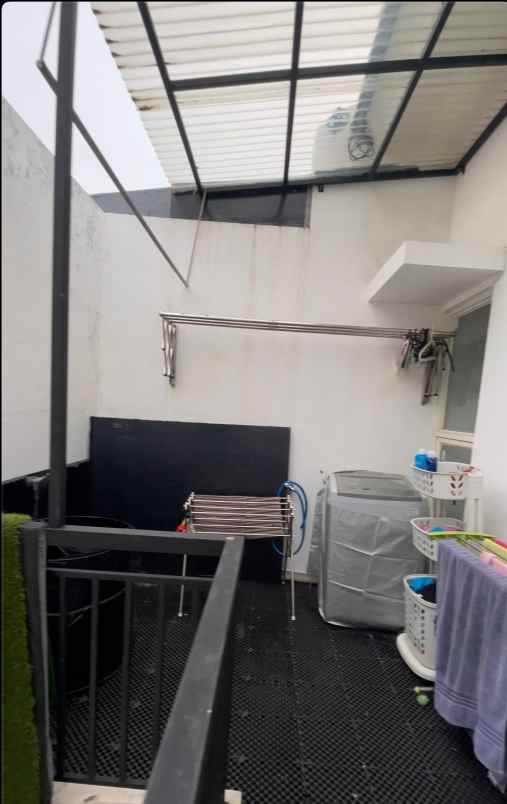 dijual rumah grand wisata cluster la
